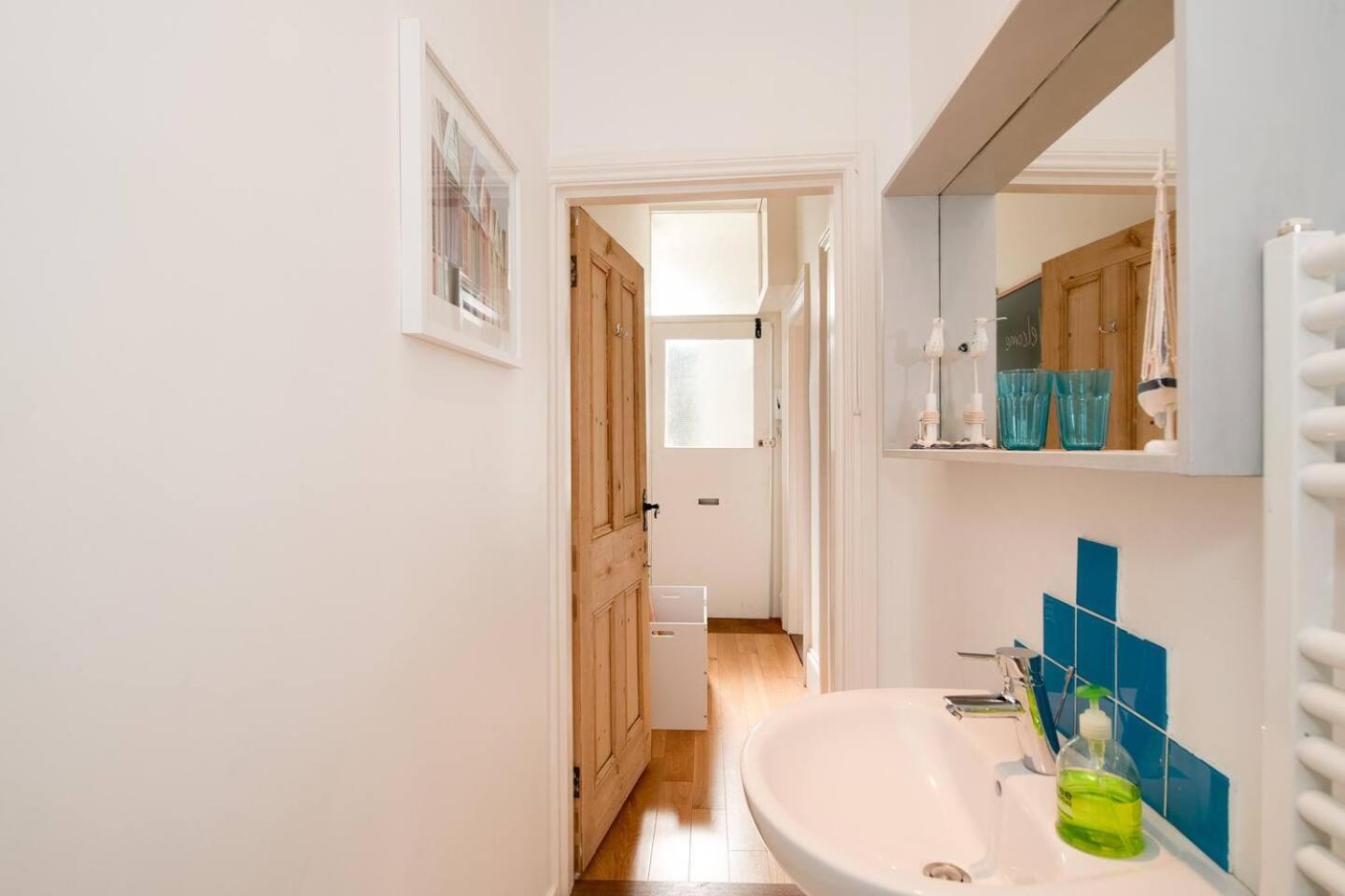 Family Friendly Flat Just Minutes From The Beach! Portsmouth Esterno foto